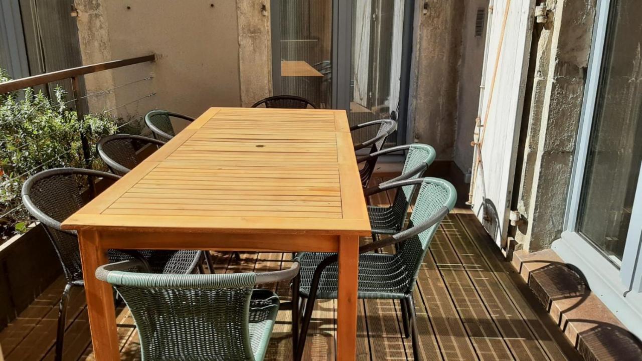 Le Selamat, Logis Xxl Au Calme Avec Terrasse Carcassonne Eksteriør bilde